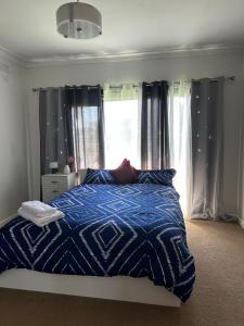 3 BR villa in Werribee near to Werribee CBD客房内的一张或多张床位