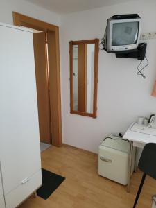 TV a/nebo společenská místnost v ubytování Gästezimmer Suppan