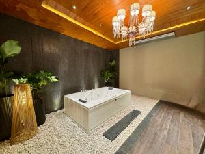 Fotografie z fotogalerie ubytování Leela Resort, The Exotic Boutique Hotel - Pure Veg v destinaci Mahábalešvár