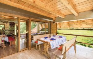 Fotografia z galérie ubytovania One-Bedroom Holiday Home In Delnice v destinácii Delnice + 24 fotografií