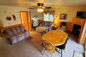 Gallery image of 2 Bedroom Eagle Villa In Voyageurs National Park in Kabetogama