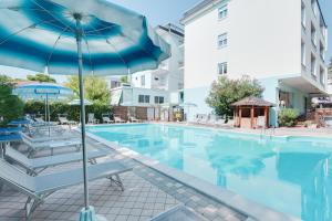 Bazén v ubytovaní Hotel Stacchini alebo v jeho blízkosti