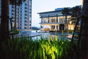 Κήπος έξω από το Velocity Residence at Sunway mall