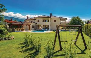 Πισίνα στο ή κοντά στο Nice Home In Drazice With Wifi