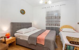 Galeriebild der Unterkunft Awesome Apartment In Malinska With Wifi in Malinska