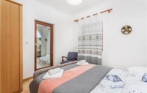 Galeriebild der Unterkunft Awesome Apartment In Malinska With Wifi in Malinska