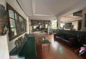 Posezení v ubytování Hotel Candra Adigraha