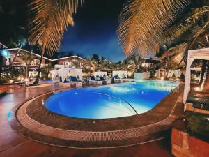 Bazén v ubytování Raya Resorts nebo v jeho okolí