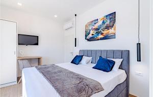Posteľ alebo postele v izbe v ubytovaní 3 Bedroom Amazing Home In Blato