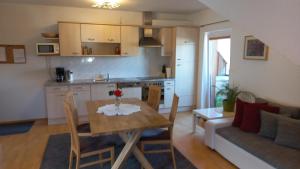 Köök või kööginurk majutusasutuses Apartment Feichtner