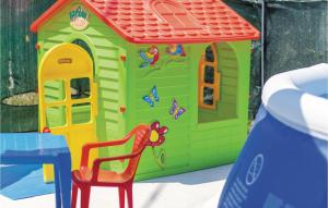 Herní místnost nebo prostor pro děti v ubytování Holiday Home Podstrana - 04