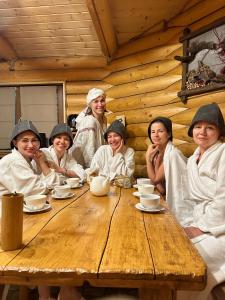 Majutusasutuse Stara Pravda Hotel - History külastajad