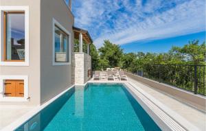 Πισίνα στο ή κοντά στο Villa Skarline