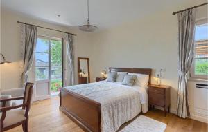 Ένα ή περισσότερα κρεβάτια σε δωμάτιο στο Villa Terrarossa Kastelir