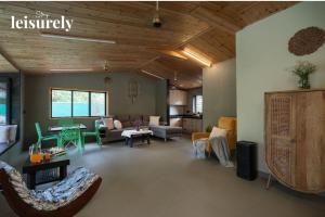 Φωτογραφία από το άλμπουμ του Stay Leisurely Pawna Lake Villa 3BHK, Pawna Lake σε Malavli