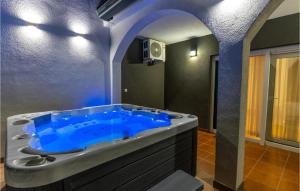 Zdjęcie z galerii obiektu Cozy Home In Posedarje With Wifi w mieście Posedarje