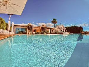 Billede fra billedgalleriet på Villa in Ibiza near Cala Conta Beach i Cala Comte + 24 billeder