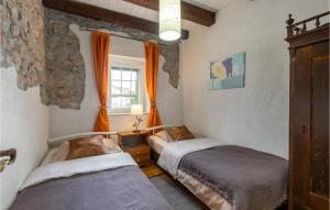 Posteľ alebo postele v izbe v ubytovaní Lovely Home In Crikvenica With Wifi