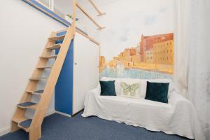 Posteľ alebo postele v izbe v ubytovaní Spacious Apartment in the Warsaw City Center by Noclegi Renters