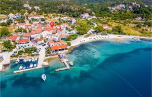 Φυσικό τοπίο κοντά σε αυτή η παραθεριστική κατοικία +25 φωτογραφίες