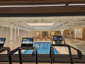 A piscina localizada em Warsaw Presidential Hotel ou nos arredores