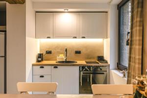 A cozinha ou kitchenette de Drey Divcibare