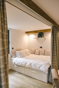 Uma cama ou camas num quarto em Drey Divcibare
