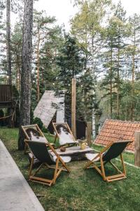 Um jardim no exterior de Drey Divcibare