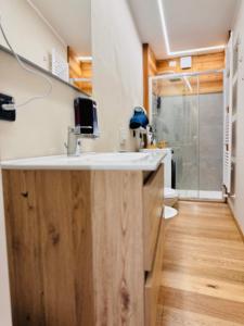 Koupelna v ubytování Residenze Vezza - Il Larice -