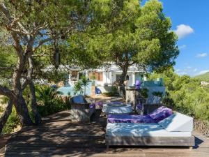 Zahrada ubytování Villa in Ibiza with Sea Views & Infinity Pool
