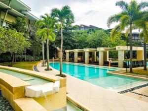 Bassein majutusasutuses Seas the Day Pico De Loro Hamilo Coast Batangas või selle lähedal