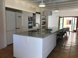 Afbeelding uit fotogalerij van Villa in San Carlos near Aguas Blancas Beach in Sant Carles de Peralta