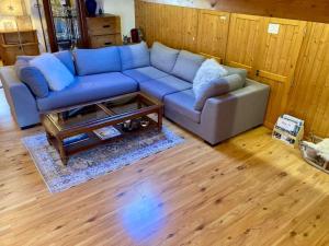 Posedenie v ubytovaní Appartement cosy avec lits faits à l'arrivée