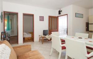 Posezení v ubytování Holiday Home Borova Bb