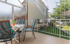 Balkón nebo terasa v ubytování Cozy Apartment In Lovrecica With Wifi