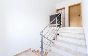 Fotografie z fotogalerie ubytování 1 Bedroom Cozy Apartment In Vidalici v destinaci Kustići