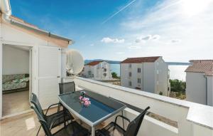 Balkón nebo terasa v ubytování Cozy Apartment In Vidalici With Wifi