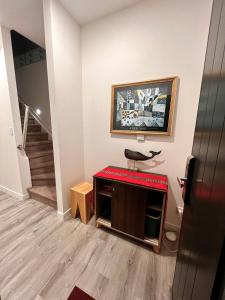 TV a/nebo společenská místnost v ubytování New town house room in Green lane