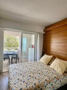Postel nebo postele na pokoji v ubytování Bel appartement Port Vauban à 100m des plages