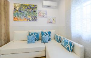 Et opholdsområde på 2 Bedroom Lovely Home In Málaga