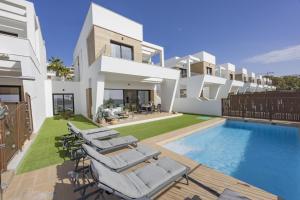 Πισίνα στο ή κοντά στο Campana Garden 52