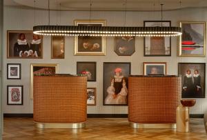 Posezení v ubytování Radisson RED Berlin Kudamm