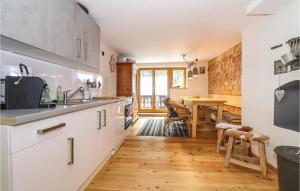 Kuchyň nebo kuchyňský kout v ubytování Traumhaftes Ferienhaus