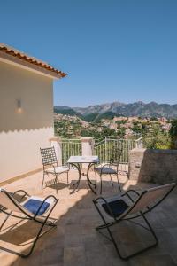 Vue générale sur la montagne ou vue sur la montagne depuis l'hôtel
