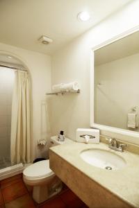 Suites Las Palmas tesisinde bir banyo