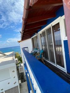A balcony or terrace at Nikos Studios Meltemi Family Suite Penthouse