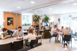 Hosté ubytování Auberge de Jeunesse de La Roche - Champlon