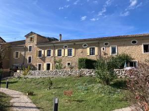 Το κτήριο όπου στεγάζεται  το bed & breakfast