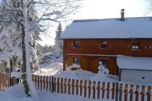 Guest House Sněžník v zimě