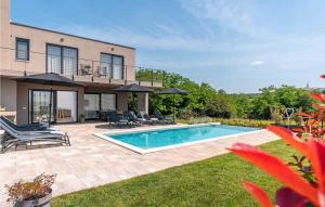 Πισίνα στο ή κοντά στο Villa Perlin +39 φωτογραφίες